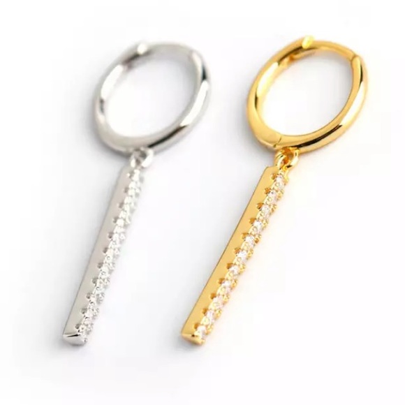 🌟Insta gold plated sterling silver bar earrings - Picture 3 of 6